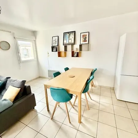 Appartement Deux Centre Proche Tram